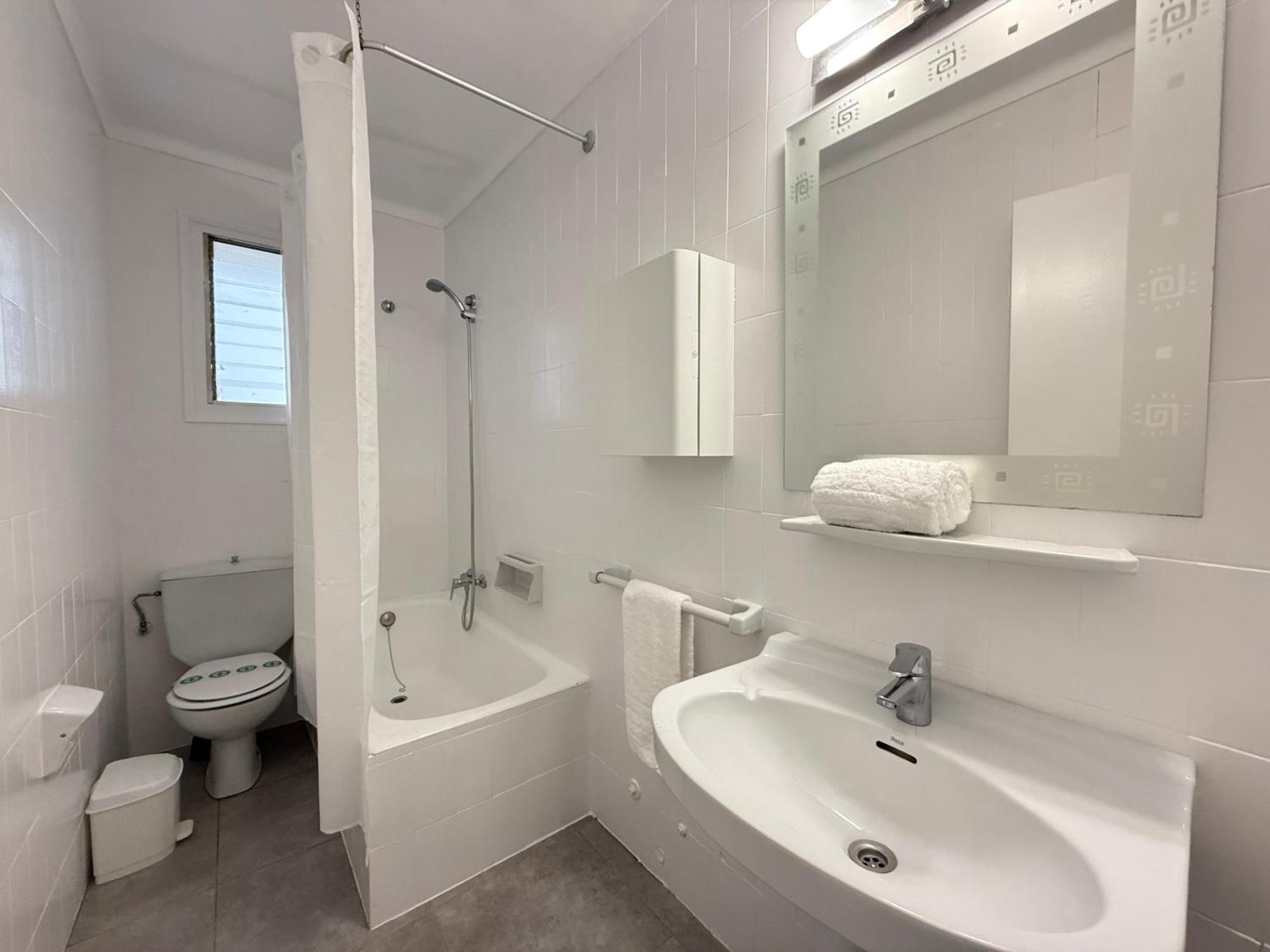 Agi Macia Centro Apartment Росес Екстериор снимка